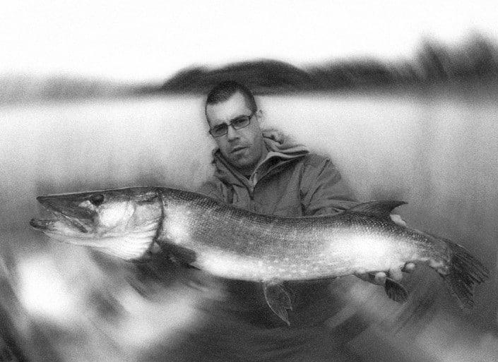 Brochet pris avec du matériel Sakura