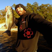 Le matériel Sakura ça prend des black bass - Sakura tackle catch bass