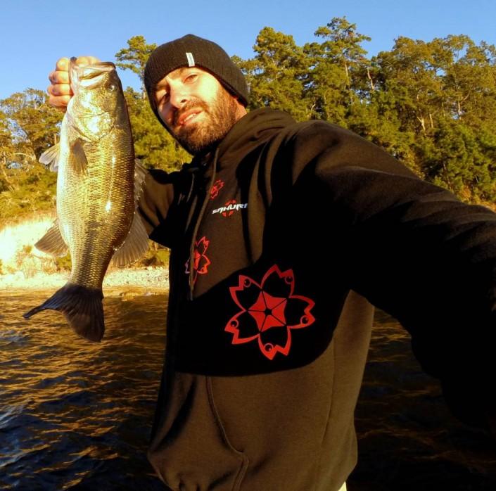 Le matériel Sakura ça prend des black bass - Sakura tackle catch bass