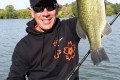 laurent poulain avec un bass de 45 au sakura bomba crank 70f mat tiger