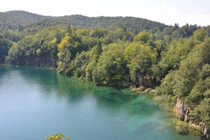 vue du lac supérieur du parc de Plivitce