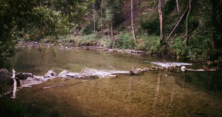 radier sur la riviere dobra en croatie