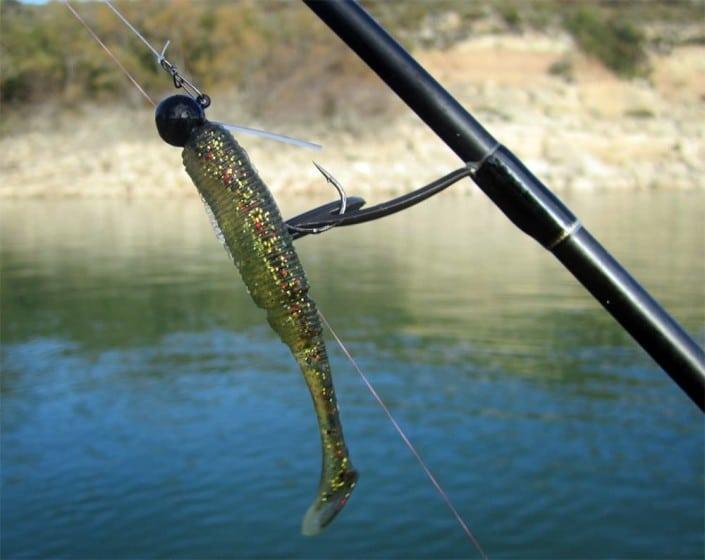 11-slit shad monté sur tête plombée roundguard