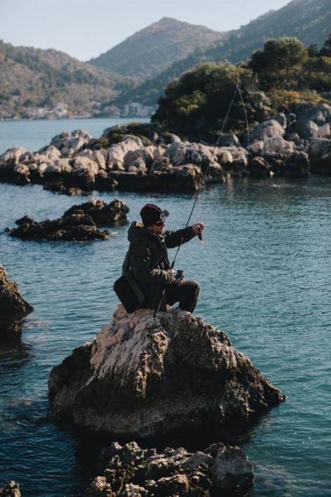 Luka Rock fishing en Croatie avec du matériel Sakura