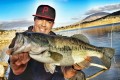 Record personnel pour Hatim avec ce bass de 55 cm pris au Slit Shad Sakura