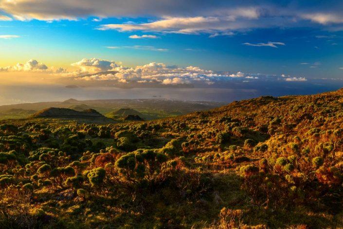 lever de soleil du l'île de faial aux açores