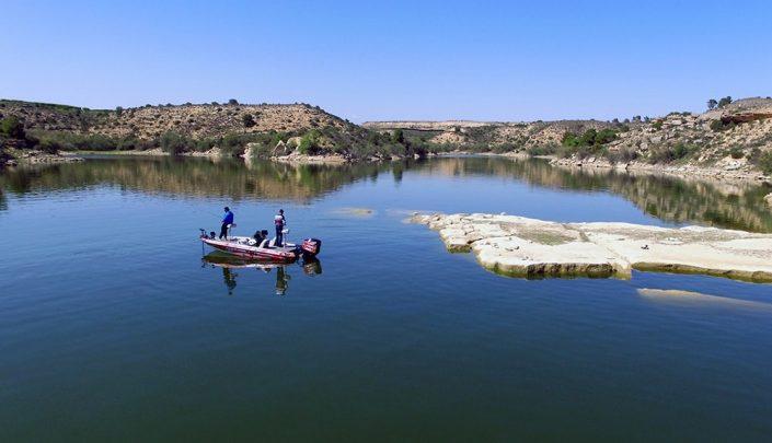 recherche-des-carnasiers-en-grand-lac-de-barrage-min