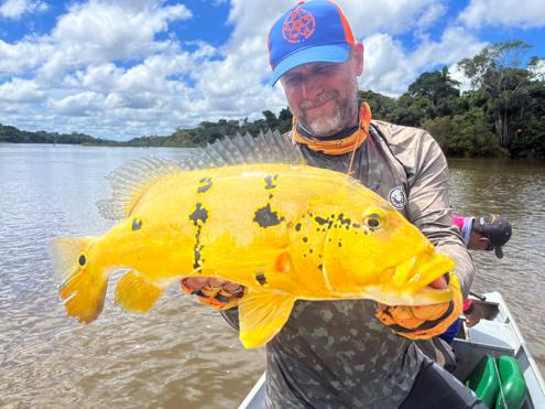 Eric Espy Sakura Pro Staff et Peacock bass