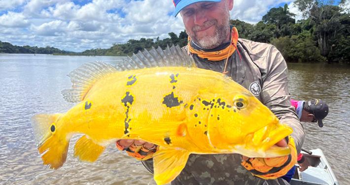 Eric Espy Sakura Pro Staff et Peacock bass